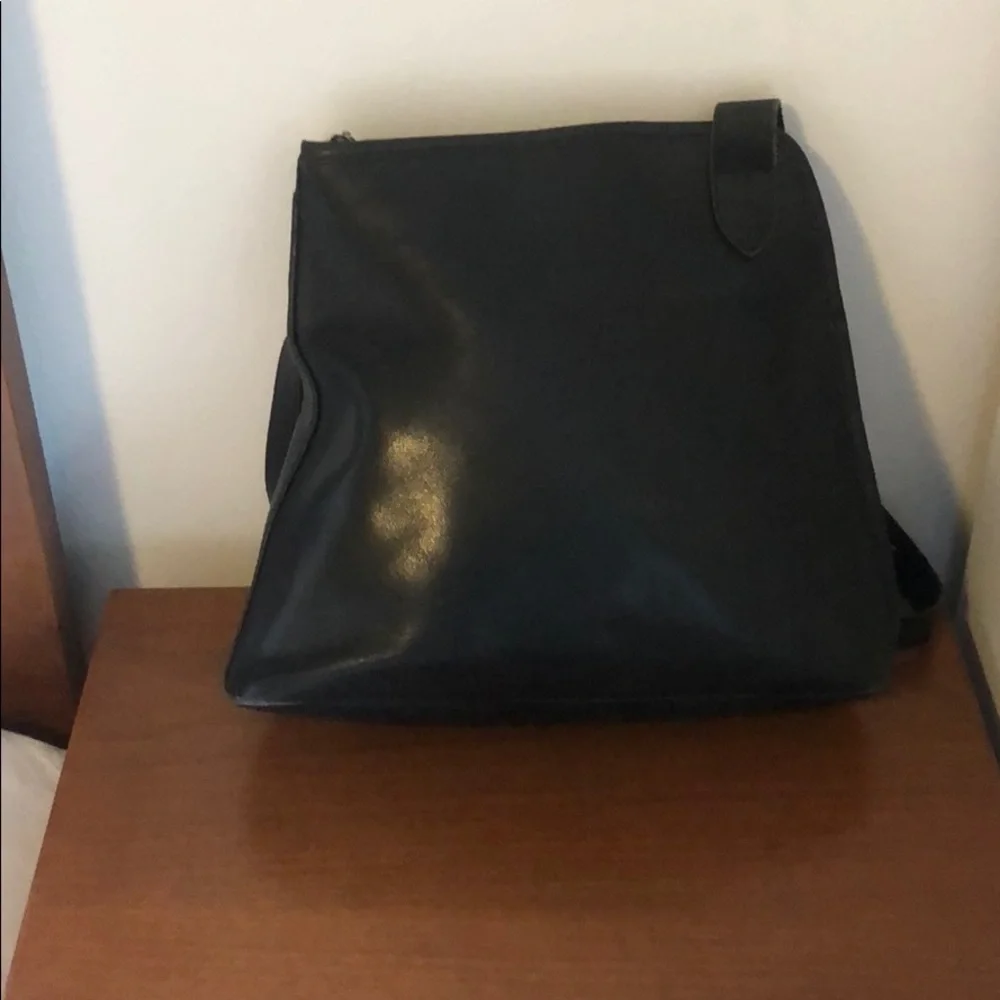 Black Longchamp 90’s Vintage Leather Bag - Picture 8 of 8